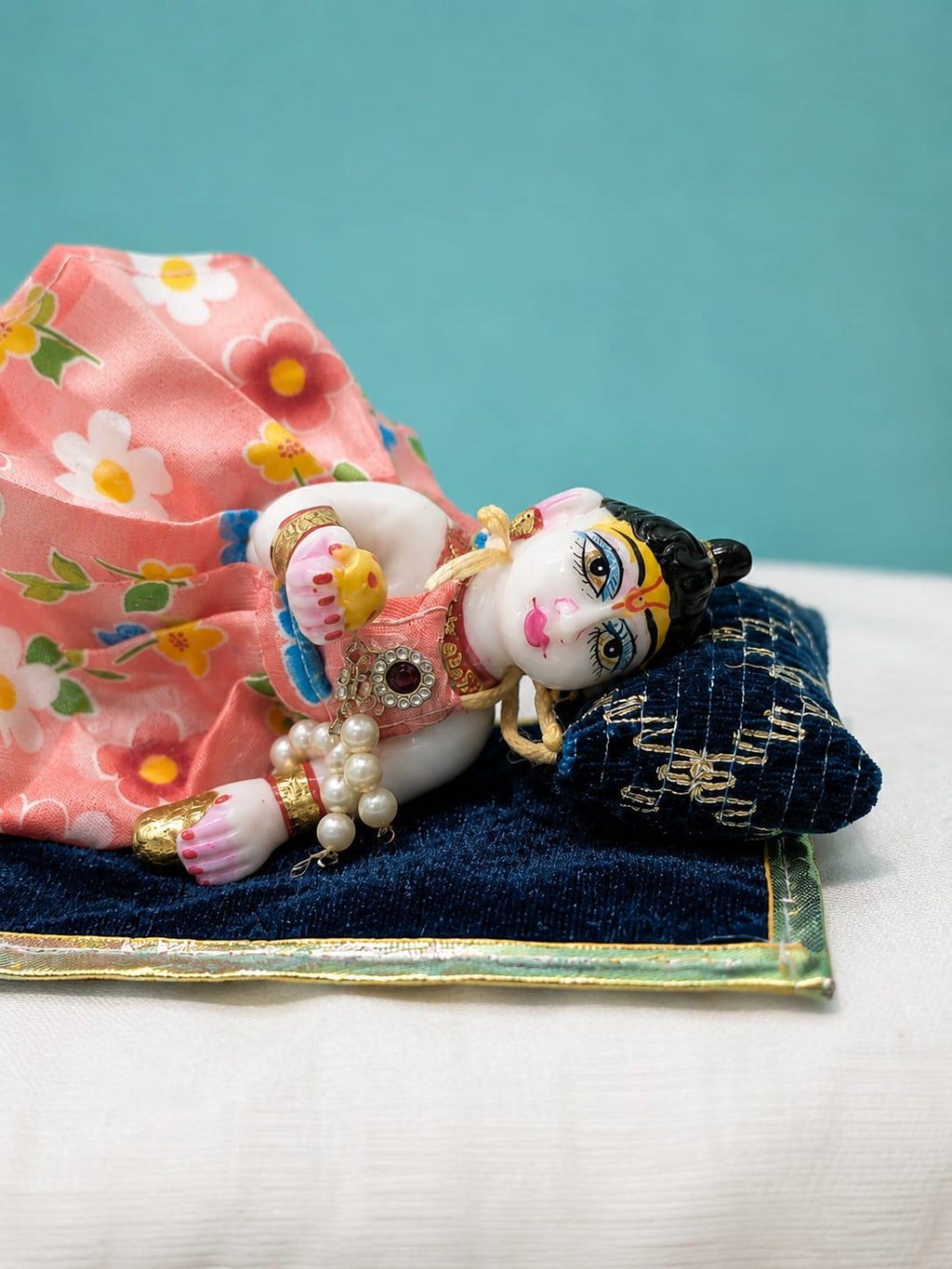 Laddu Gopal Kanha Ji BIstar Set Green
